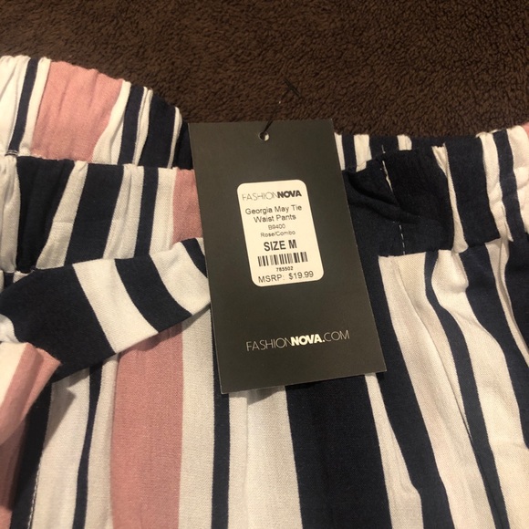 NWT Fashion Nova Tie Waist Pants. Size M - Picture 4 of 7